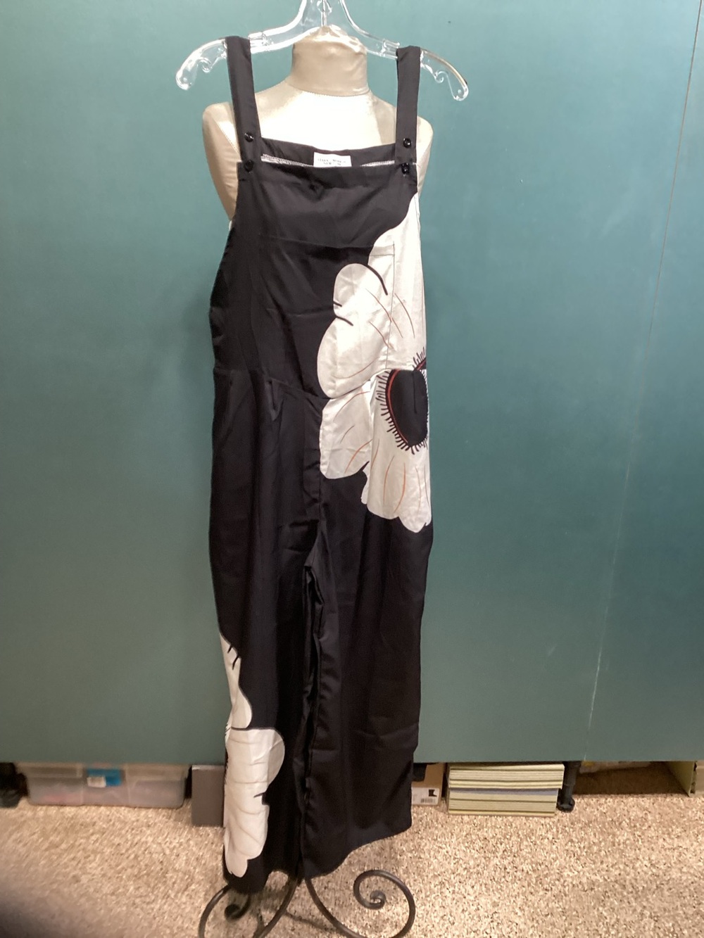 Jumpsuit/ overalls nwt